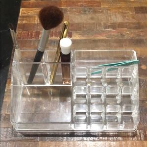 Acrylic makeup holder